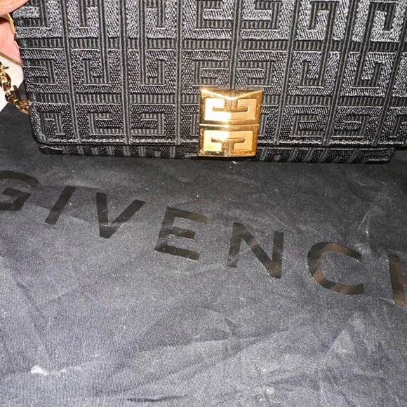 Givenchy 4G Embroidered Canvas Wallet on a chain - Picture 2 of 6